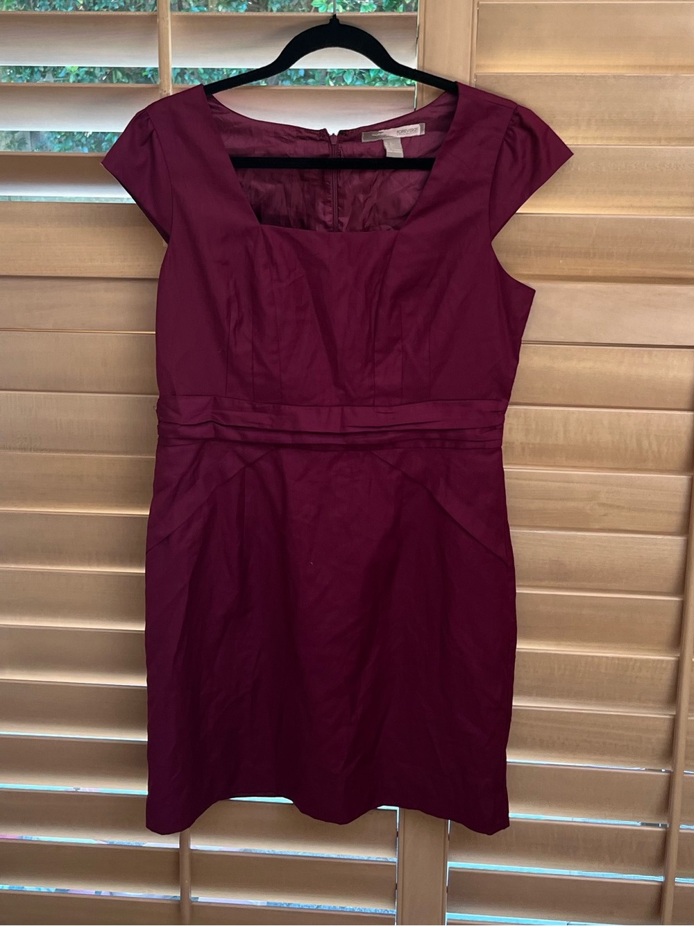 Forever 21 Wine Red Cap-Sleeve Sheath Dress